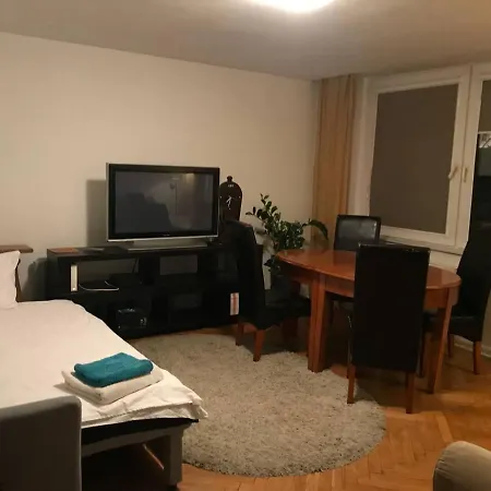 Πανσιόν Pokoje Nowiniarska Nf