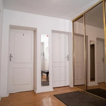 Pokoje Nowiniarska Nf